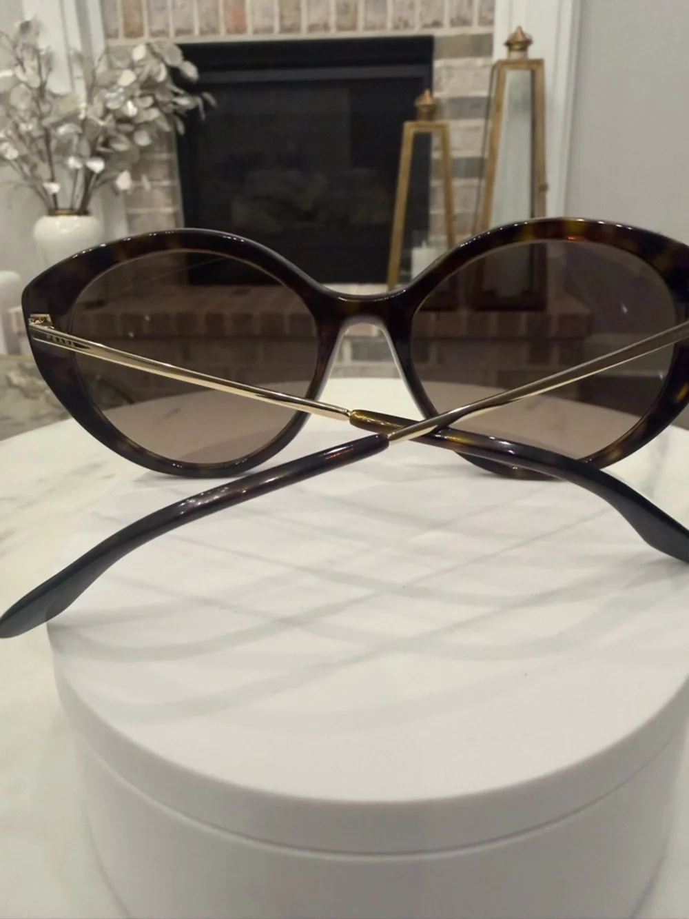Prada Tortoiseshell Oversized Women's Sunglasses - Brown Lenses - Picture 5 of 7